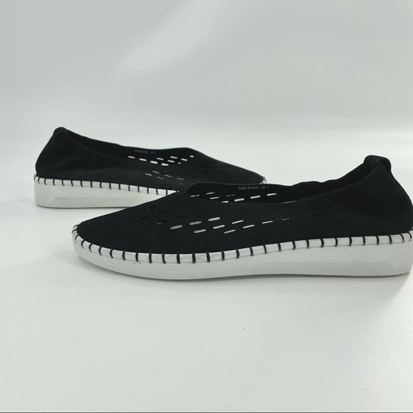 Bernie Mev Slip On Leather Loafer - Picture 6 of 10